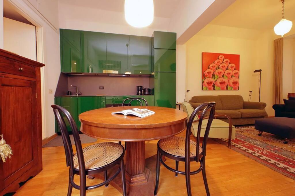Laterano Apartment Рим Екстериор снимка