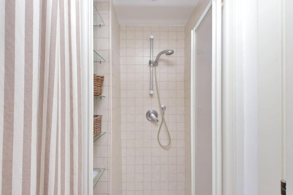 Laterano Apartment Рим Екстериор снимка